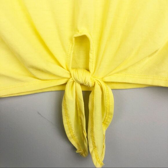UNBRANDED | Bright Yellow Short Sleeve Tee with Tie Knot Detail Women’s Size M - Picture 5 of 8